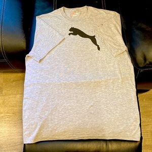 NWOT Puma T-shirt grey